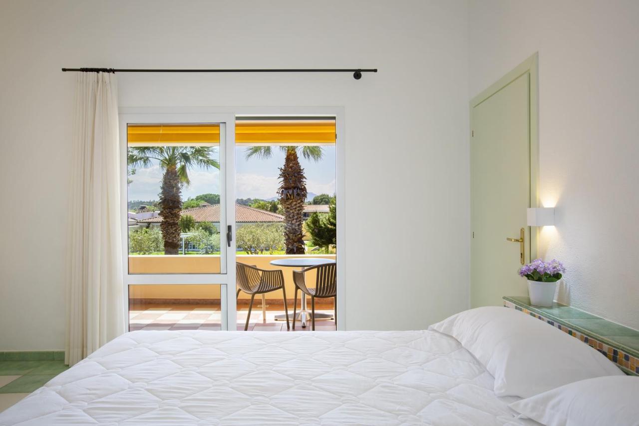 קאלה ליברוטו Tirreno Resort מראה חיצוני תמונה