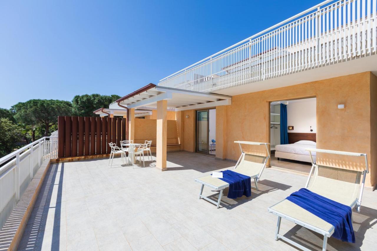 קאלה ליברוטו Tirreno Resort מראה חיצוני תמונה